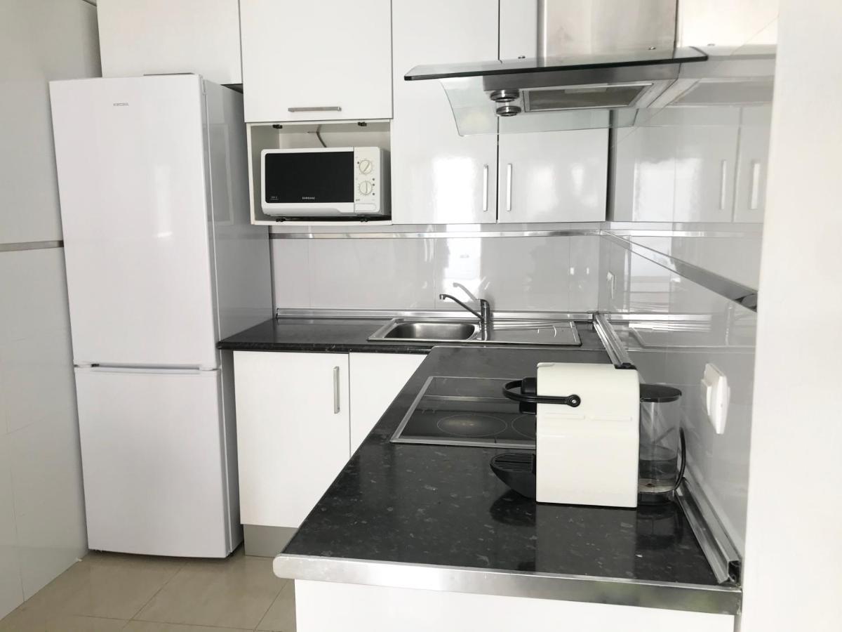 Piso En Conil De Johny Keiter, Aconildevacaciones Aire Y Wifi, Btc Apartment